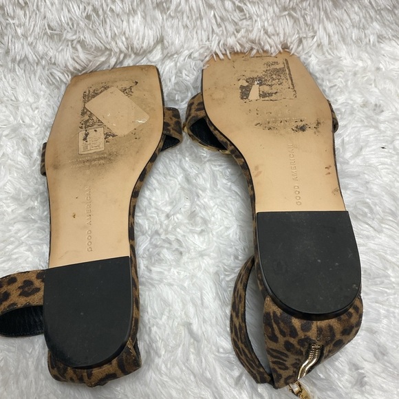 Good American Square Top Leopard Print Sandals with Chain Detail - Picture 6 of 8